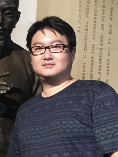 副教授 李本一
